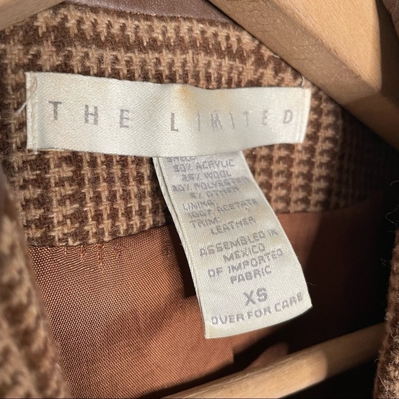 The Limited | Vintage Brown Houndstooth Leather Trim Fitted Blazer - Picture 7 of 7